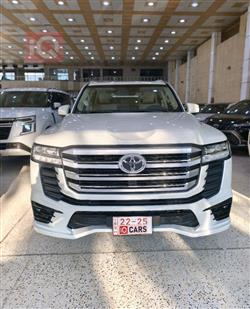 تۆیۆتا لاند کروزەر